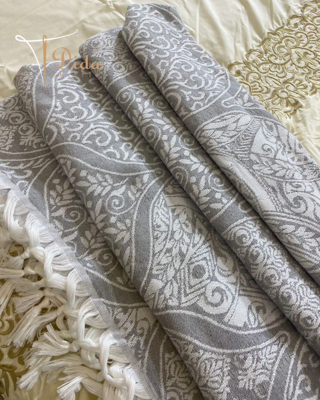 tassel coverlet