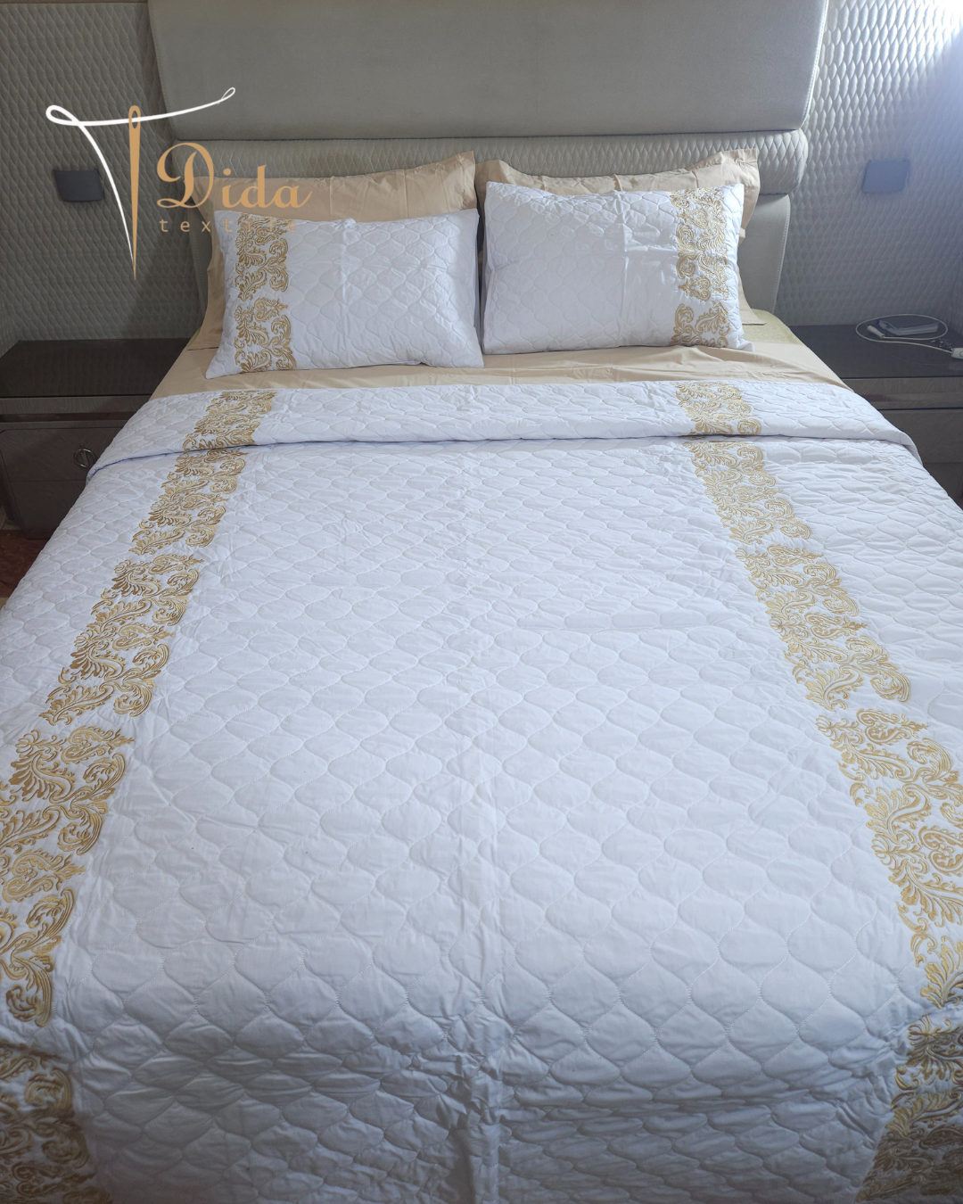 Capitone Embroidered #6