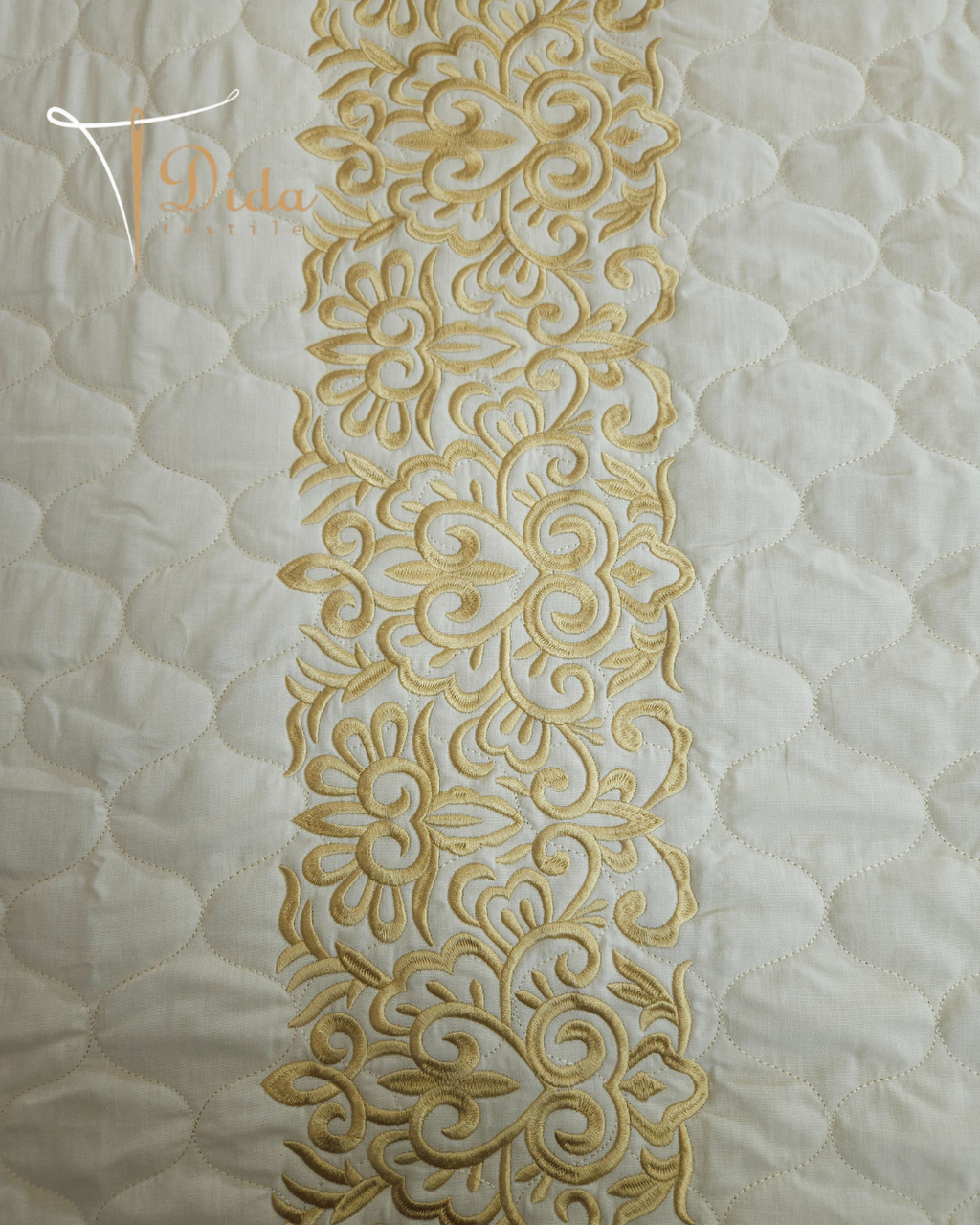 Capitone Embroidered #4