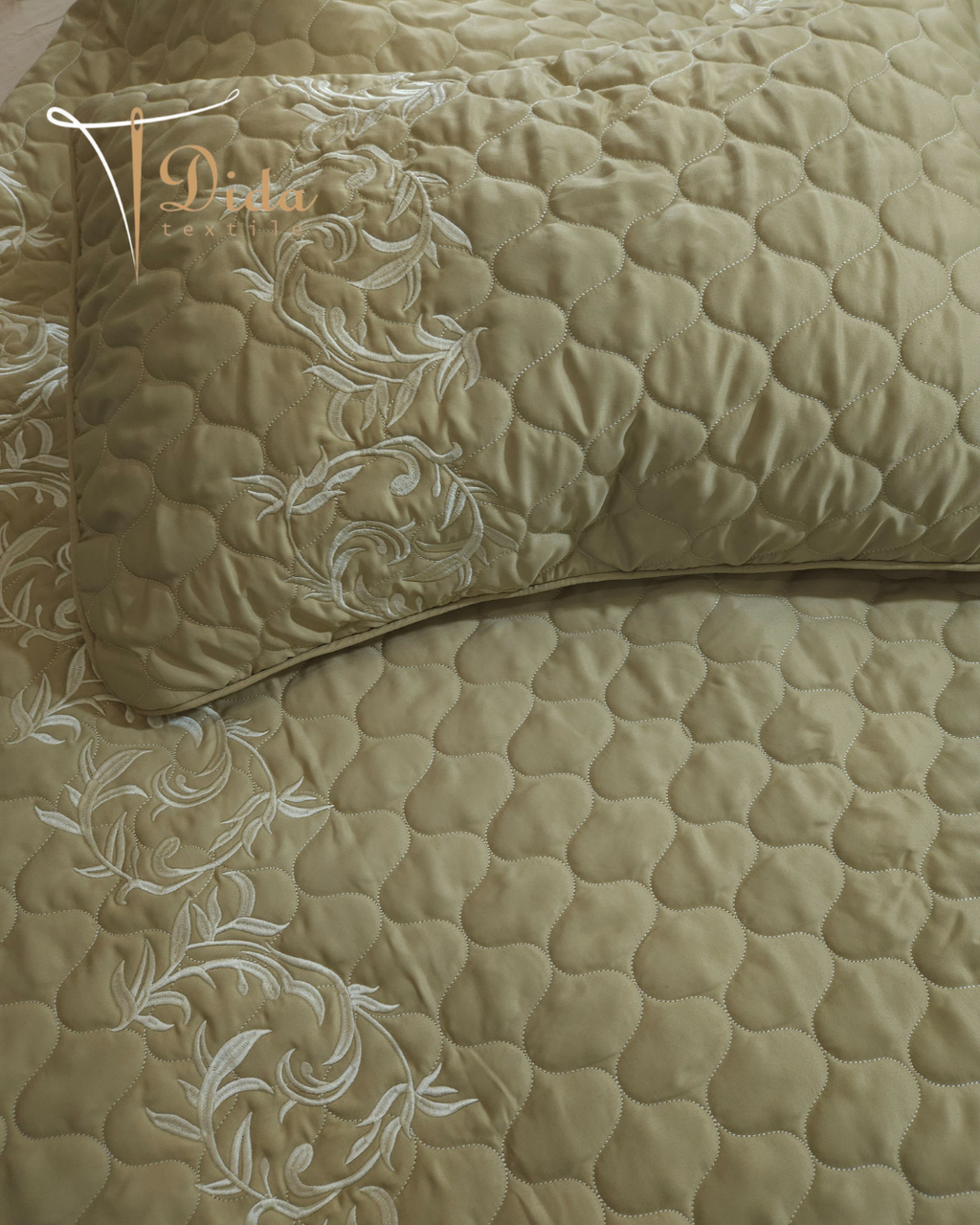 Capitone Embroidered #3