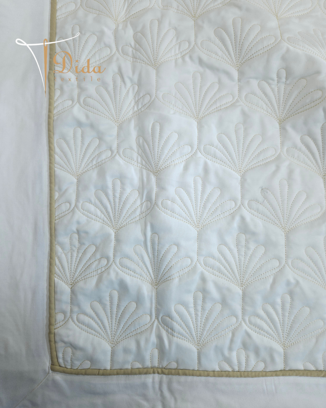Capitone Embroidered #9