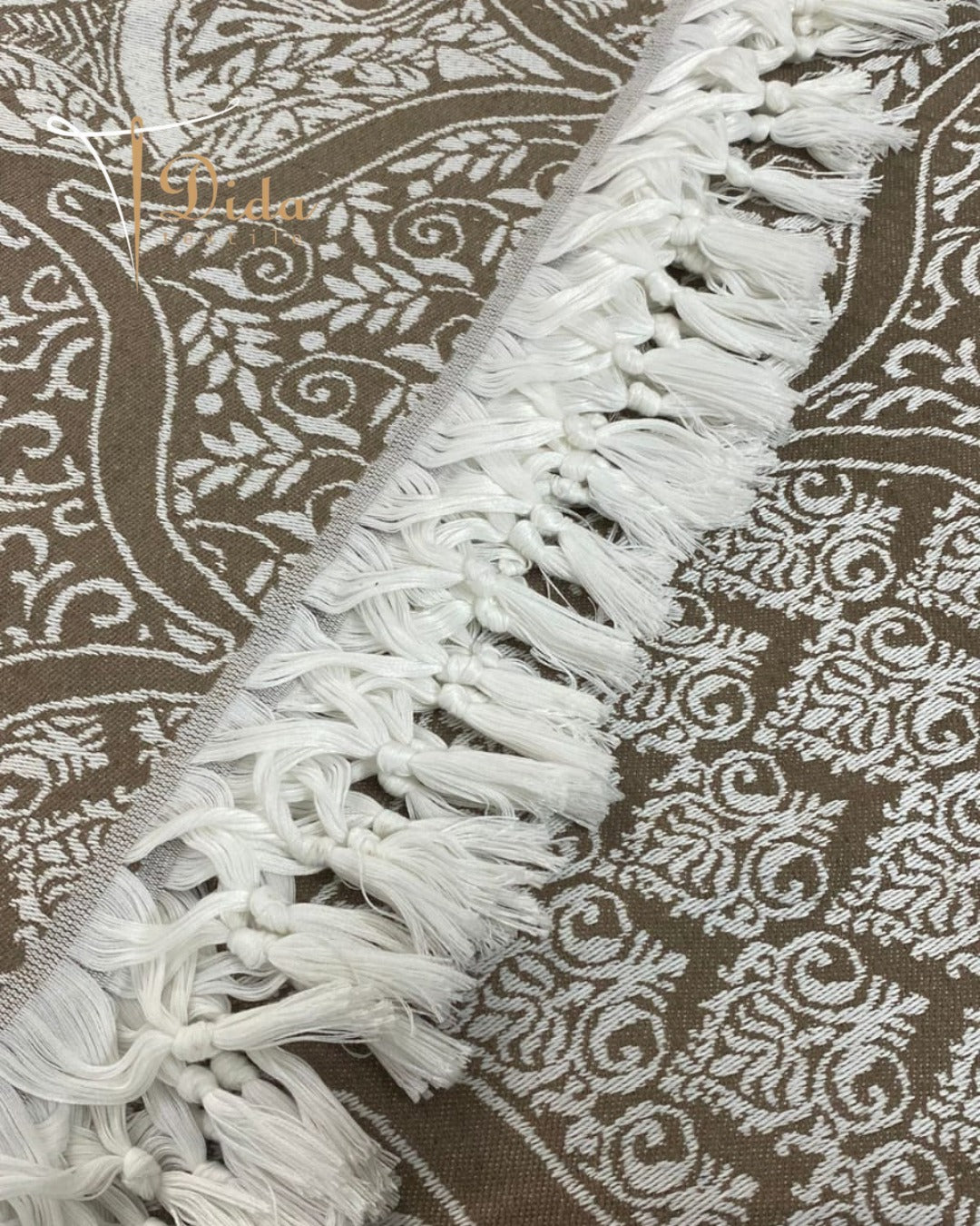 Raqi’ah coverlet
